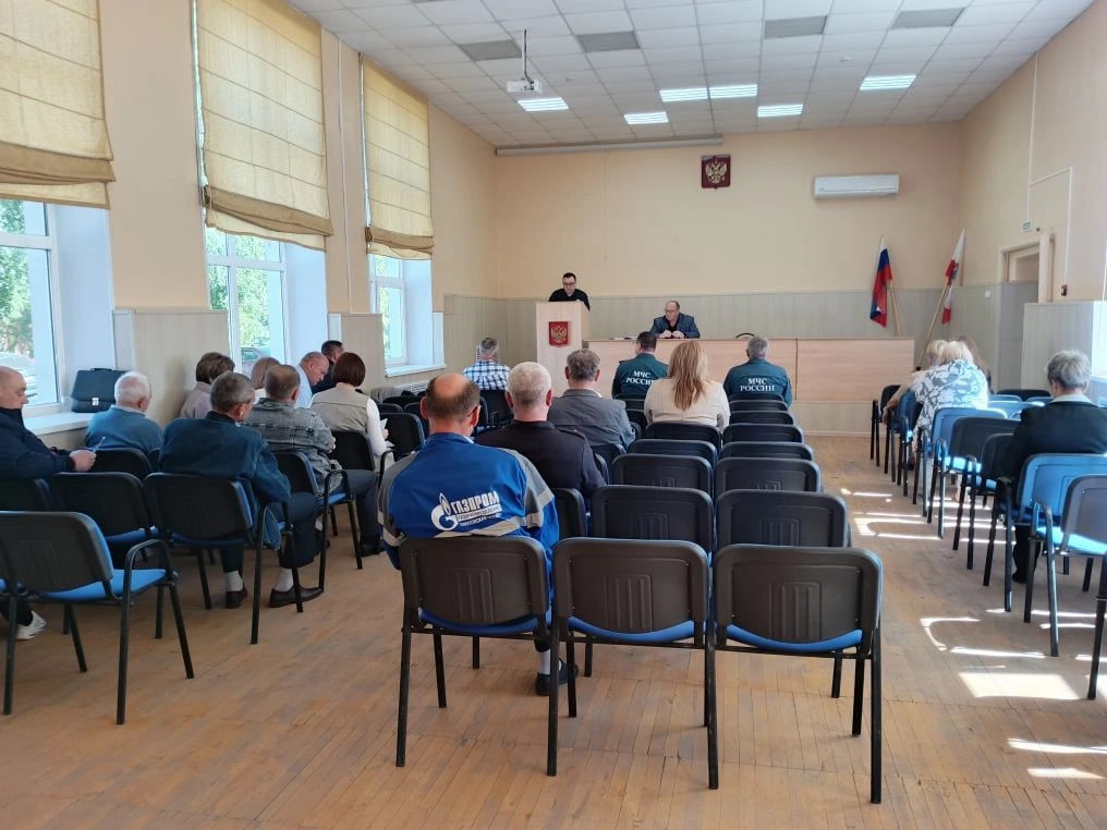 Состоялось очередное заседание КЧС и ОПБ района.
